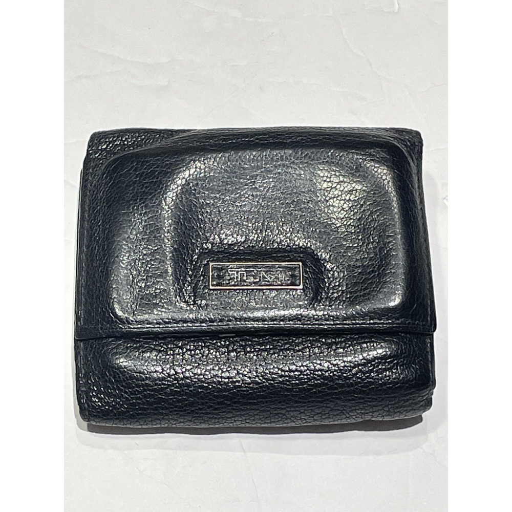 Tumi Mens Black Pebbled Leather Tri Fold Wallet Zipper Pocket ID Window Card